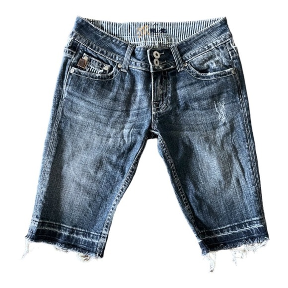 Miss Me Blue Seville Fringe Bermuda Stripe Detail Denim Jean Shorts Size 26 - Picture 2 of 9